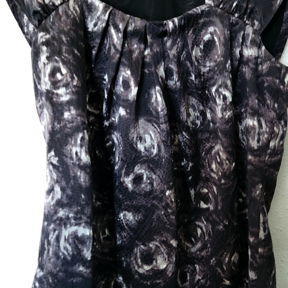 Ann Taylor Rose print capped sleeveless blouse
